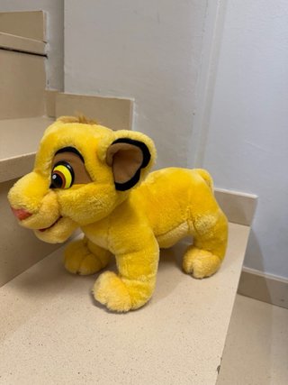 Lote Peluches: Rey León, Minion y Epi