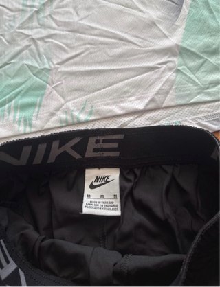 Completo Nike sportivo M bianco e nero