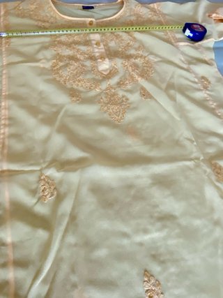Copricostume giallo con  ricami e paillettes