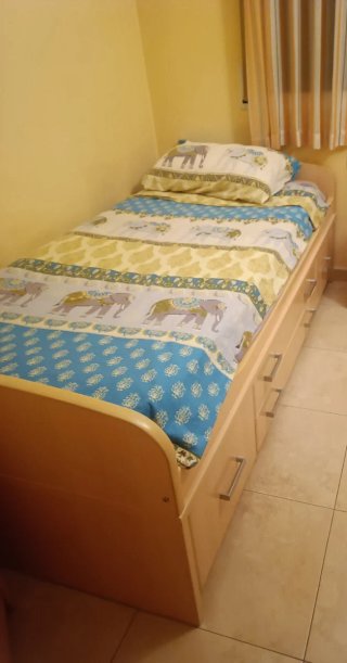 Cama individual madera con cajones