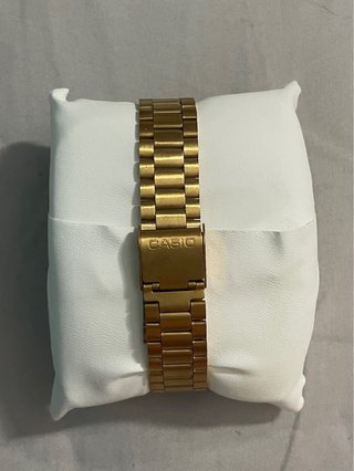 Reloj Casio Vintage Dorado y Negro