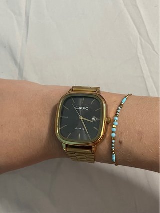 Reloj Casio Vintage Dorado y Negro