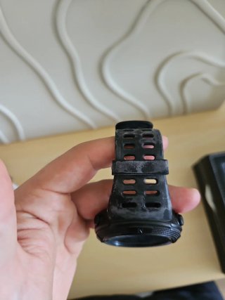 Reloj deportivo negro