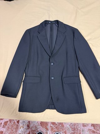 Americana gris oscuro