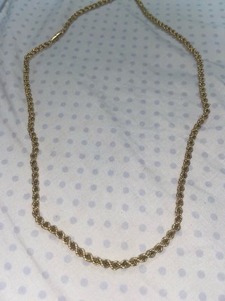 Collar dorado estilo cadena