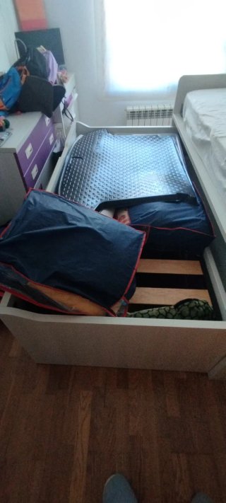 Cama nido compacta con cajones y comoda