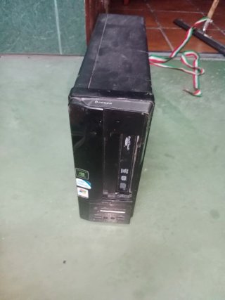 OFERTA OFERTA: Lote 2 PCs + Teclado Acer + Cables
