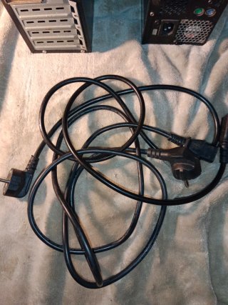 Lote 2 PCs + Teclado Acer + Cables oportunidad