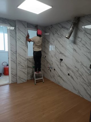 Servicios de instalación y reforma