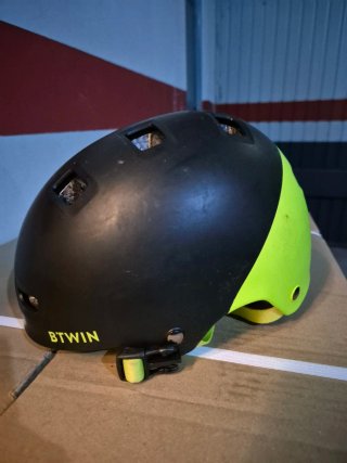 Casco Btwin niño patines/bici