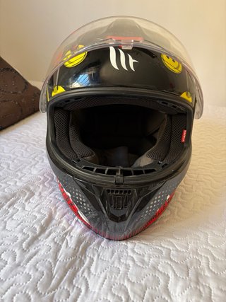 Casco de moto con diseño Joker