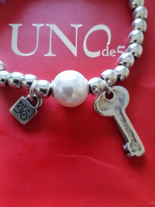 Pulsera Uno de 50 Plata y Perla
