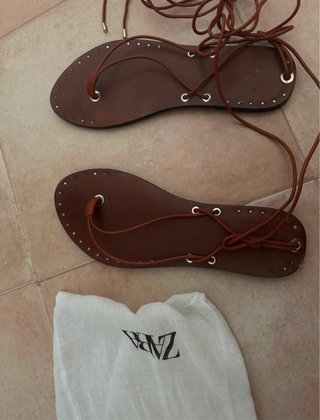 Sandalias Zara Piel Tiras Marrón Talla 39