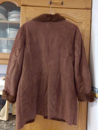 Chaquetón ante chocolate con pelo
