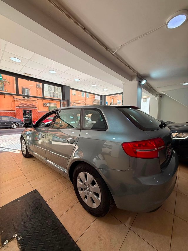 ¡OFERTA! Audi A3 Sportback 1.6 TDI 105cv