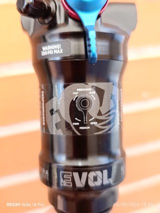 145x35mm FOX Float SL Performance 3 Pos. NUEVO.