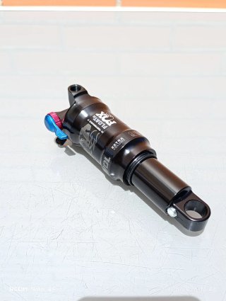 145x35mm FOX Float SL Performance 3 Pos. NUEVO.