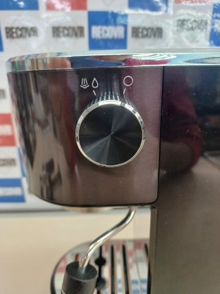 Cafetera espresso 15 bares con vaporizador – Krups