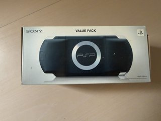 Caja Sony PSP Value Pack + Memory Stick