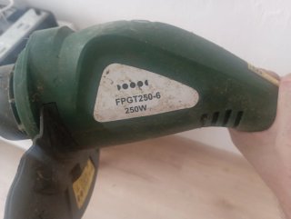 Tagliasiepi elettrico verde