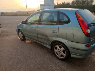 Nissan Almera 2002