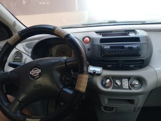 Nissan Almera 2002