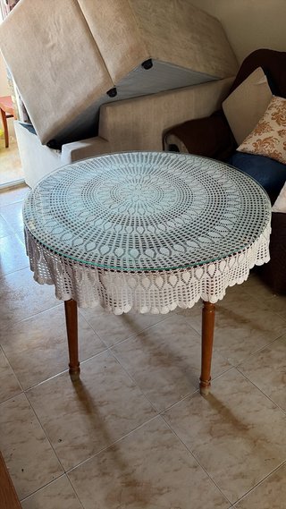Mesa redonda de comedor con tapa de cristal