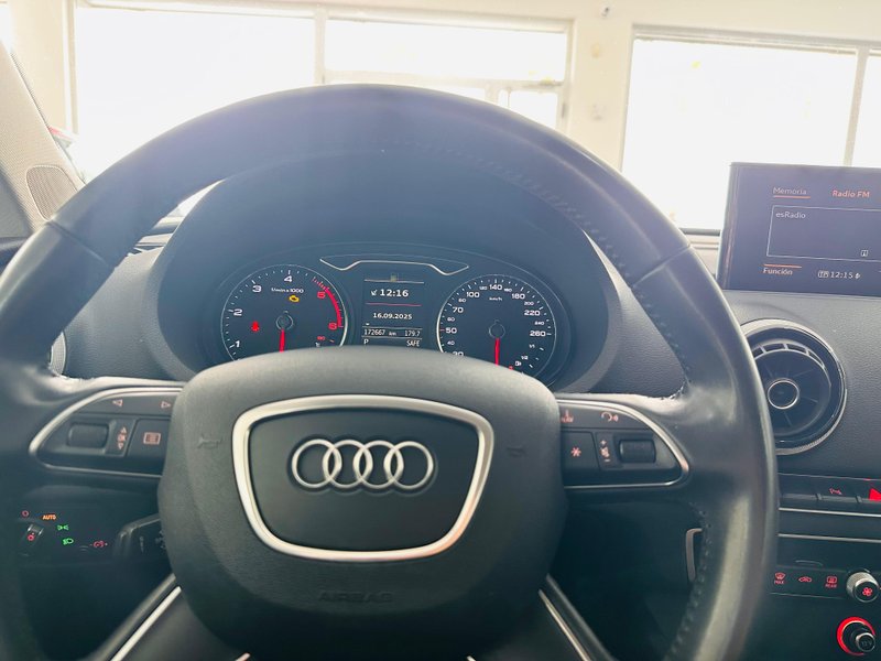 Audi A3 2015, foto 15