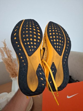 Zapatillas Nike Pegasus 41 suela NIKE REACTX