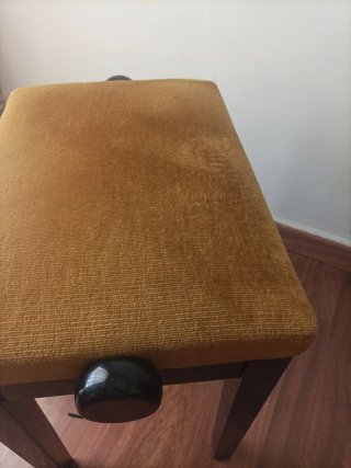 Banqueta regulable altura tela y madera
