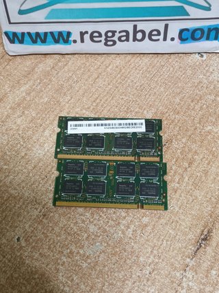 2 memorie RAM DDR2, 2GB SO-DIMM, 667MHz, Hynix