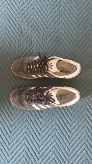 Adidas Gazelle Gris Talla 43 1/3