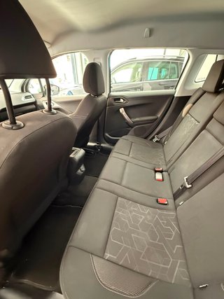 Peugeot 2008 1.6 e-HDi 92cv | NO PURETECH