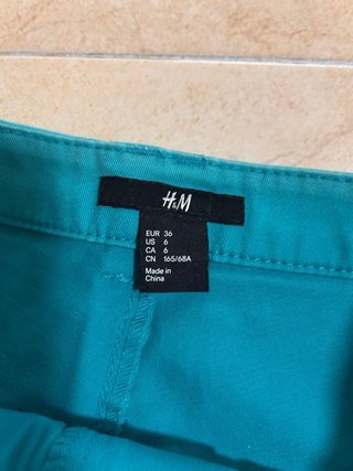 Pantalón corto H&M chino verde azulado