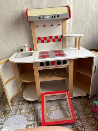 Cocinita Hape de madera 20€ bien conservada
