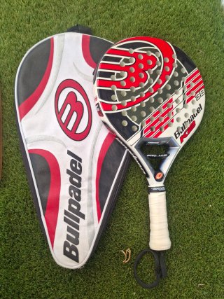 Pala de pádel Bullpadel K3