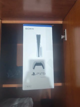 PS5 Slim 1TB lector, caja, mando,cables. Nueva