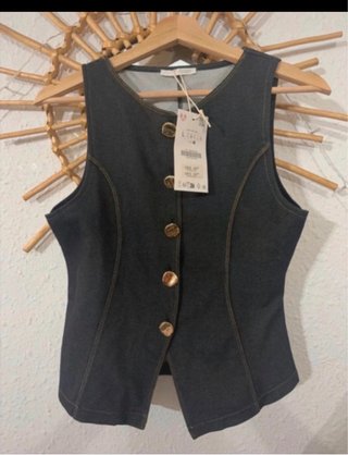 Chaleco Zara