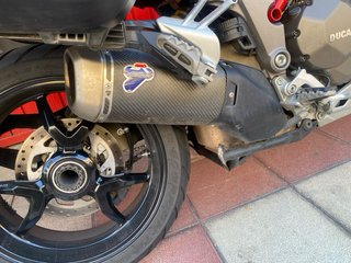 Ducati Multistrada 1200 S Roja