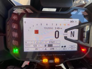 Ducati Multistrada 1200 S Roja