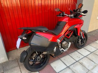 Ducati Multistrada 1200 S Roja