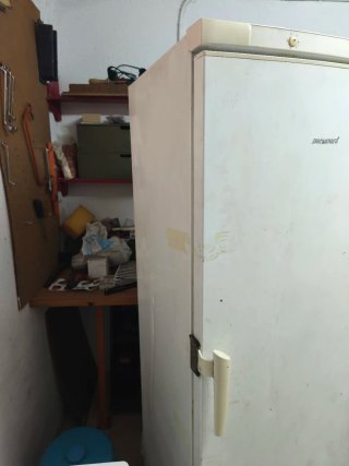 Nevera vertical Benavent 1 puerta