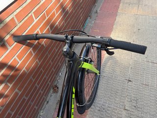 Bicicleta infantil Trek Wahoo 24 8 velocidades