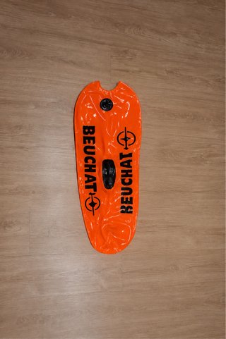Boya de buceo naranja Beuchat