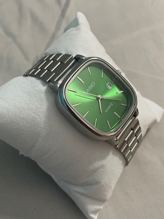 Reloj Casio Vintage Plateado y Verde