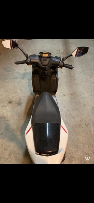 Peugeot Speedfight 50 Scooter Blanca y Roja