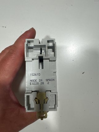 Interruptor magnetotérmico Merlin Gerin ID