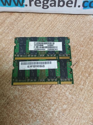 2 memorie RAM DDR2, 2GB SO-DIMM, 667MHz, MT