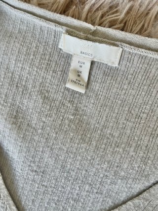 jersey verde claro pastel de canale cuello de pico
