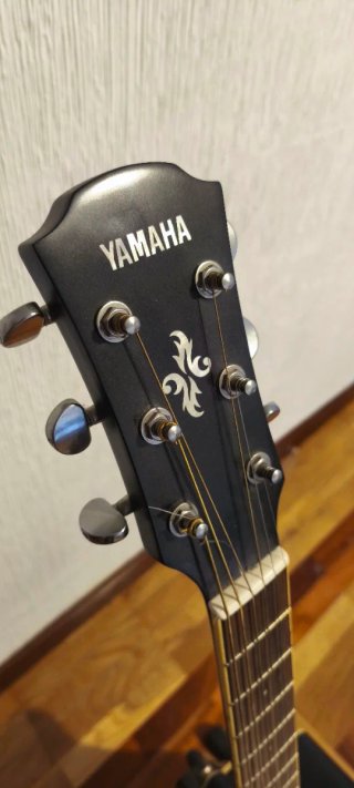 Guitarra Yamaha APX600 Electroacústica